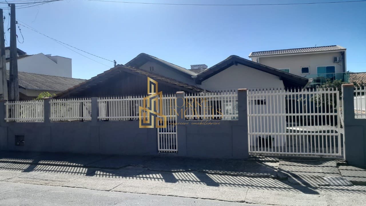 Casa 3 quartos, 124m² em Meia Praia, Navegantes